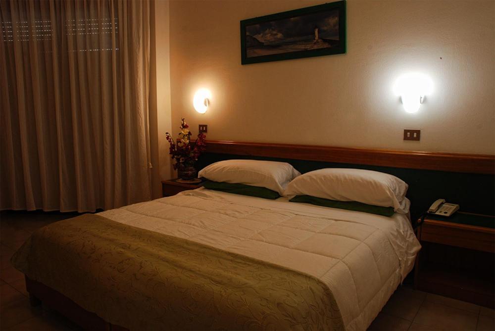 Hotel Neptunus Неттуно Екстер'єр фото